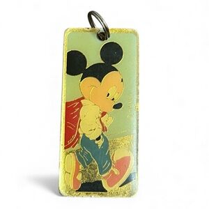 Walt Disney World Vintage Mickey Mouse Metal Keychain VTG 1990s Collectible